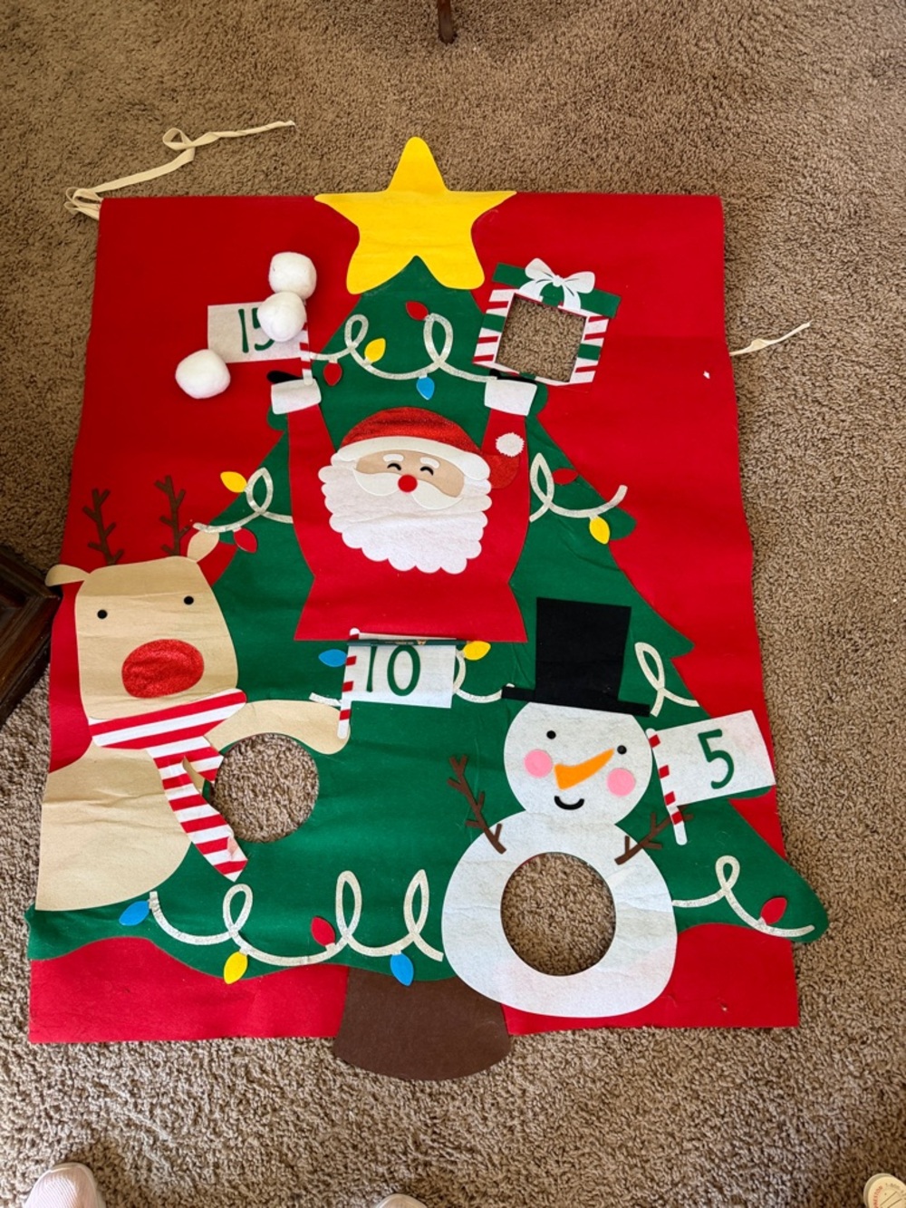 Mud Pie Christmas Toss Game - Red, Green, Yellow